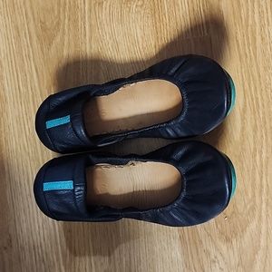 Tieks Matte Black Ballet Shoes Travel Flat Excellent condition Size 6 S.J